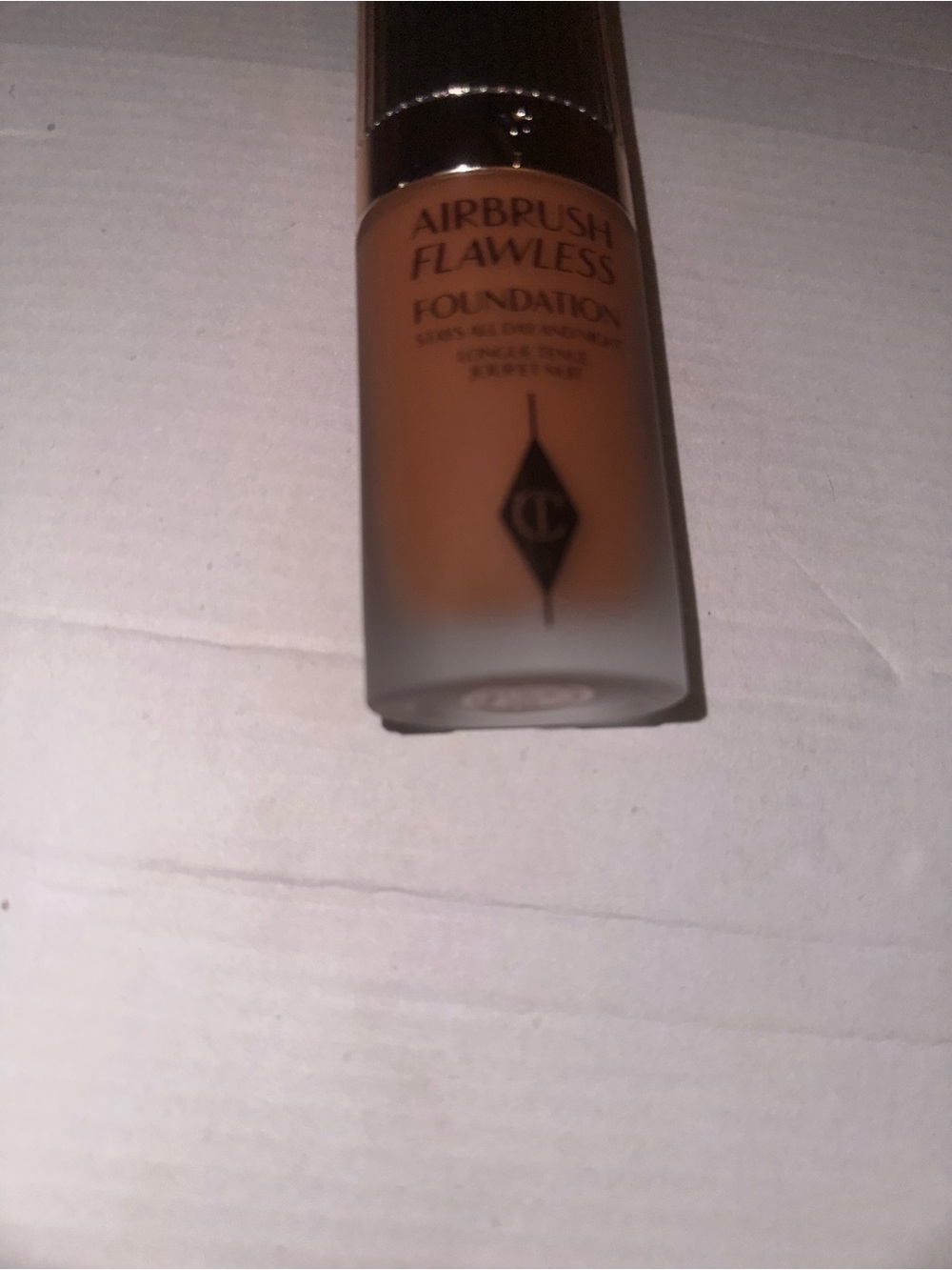Charlotte Tilbury Airbrush Flawless Foundation - Cool & Sun -Kissed bronzer Tan
